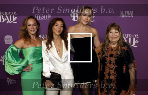 Den Bosch 27 januari 2024
Premiere verliefd op ibiza in de Brabant Hallen. Anouk Maas Nadja Hupscher Juultje Tieleman en Wieteke v Dort