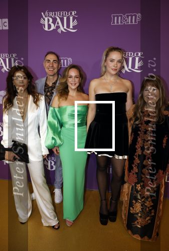 Den Bosch 27 januari 2024
Premiere verliefd op ibiza in de Brabant Hallen. Anouk Maas Nadja Hupscher Juultje Tieleman en Wieteke v Dort . Johan Neijenhuis
