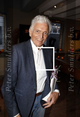 Breukelen 12 februari 2024
Ria Valk viert haar 65 jarig artiesten jubileum en krijgt een koninklijk onderscheiding van de burgemeester van de Ronde Venen. Ben Cramer