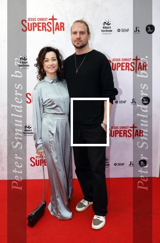 Amsterdam 21 januari 2024
Premiere Jesus Christ Superstar in het DeLaMar theater. Birgit Schuurman met vriend