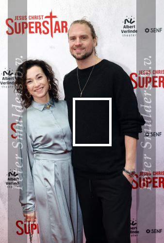 Amsterdam 21 januari 2024
Premiere Jesus Christ Superstar in het DeLaMar theater. Birgit Schuurman met vriend