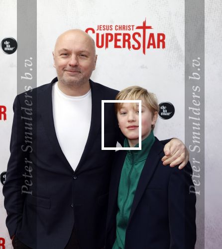 Amsterdam 21 januari 2024
Premiere Jesus Christ Superstar in het DeLaMar theater. Boris v d Ham met zoon