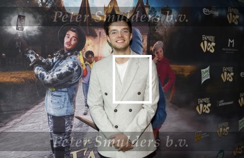 Amsterdam 3 februari 2024
Premiere Familie Vos in Pathe Arena. Buddy Vedder  kwam met een vriend en een vriendin