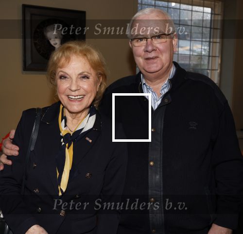 Breukelen 12 februari 2024
Ria Valk viert haar 65 jarig artiesten jubileum en krijgt een koninklijk onderscheiding van de burgemeester van de Ronde Venen. Conny Vink kwam met haar man