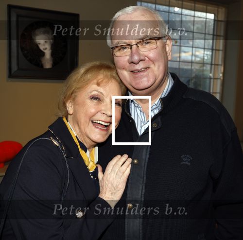 Breukelen 12 februari 2024
Ria Valk viert haar 65 jarig artiesten jubileum en krijgt een koninklijk onderscheiding van de burgemeester van de Ronde Venen. Conny Vink kwam met haar man