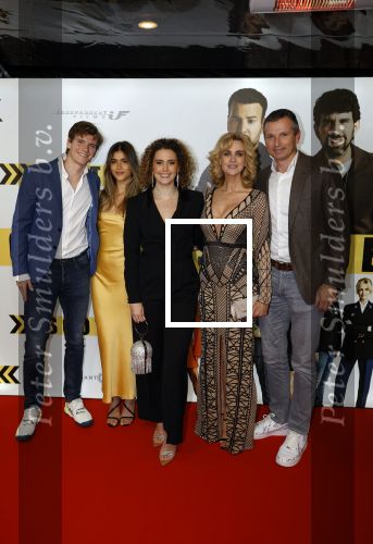 Amsterdam 29 januari 2024
Premiere Scotoe in Tuschinski met oa in de cast Sinan Eroglu Mohammed Chara Rose Bertram Said Boumazoughe Melisa Asli Pamuk Ferdi Stofmeel Daphne Deckers Emma Deckers en Oscar Aerts. Daphne Deckers Richard Krajicek Emma Deckers en Alec Deckers met vriendin.