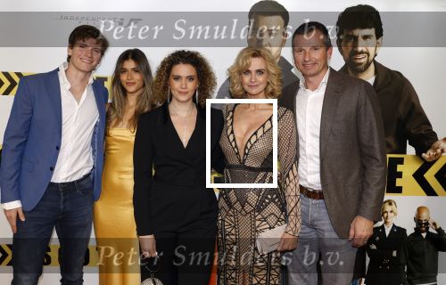 Amsterdam 29 januari 2024
Premiere Scotoe in Tuschinski met oa in de cast Sinan Eroglu Mohammed Chara Rose Bertram Said Boumazoughe Melisa Asli Pamuk Ferdi Stofmeel Daphne Deckers Emma Deckers en Oscar Aerts. Daphne Deckers Richard Krajicek Emma Deckers en Alec Deckers met vriendin.