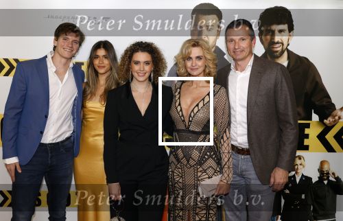 Amsterdam 29 januari 2024
Premiere Scotoe in Tuschinski met oa in de cast Sinan Eroglu Mohammed Chara Rose Bertram Said Boumazoughe Melisa Asli Pamuk Ferdi Stofmeel Daphne Deckers Emma Deckers en Oscar Aerts. Daphne Deckers Richard Krajicek Emma Deckers en Alec Deckers met vriendin.