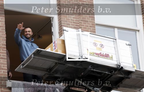 Amsterdam 8 februari 2024
Dave Roelvink aan het verhuizen .