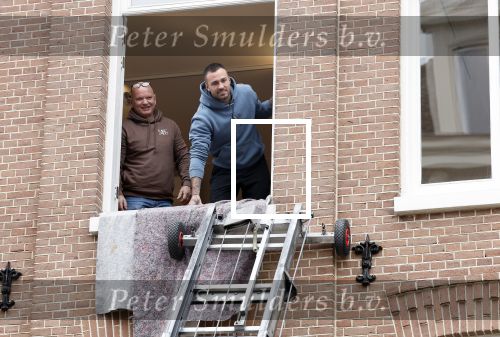 Amsterdam 8 februari 2024
Dave Roelvink aan het verhuizen .