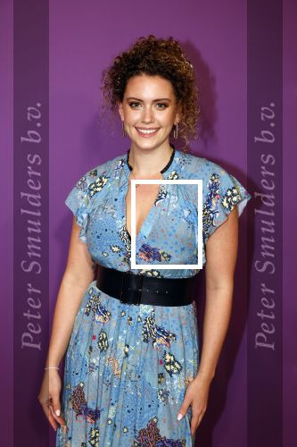 Den Bosch 27 januari 2024
Premiere verliefd op ibiza in de Brabant Hallen. Emma Deckers kwam met een goede vriendin