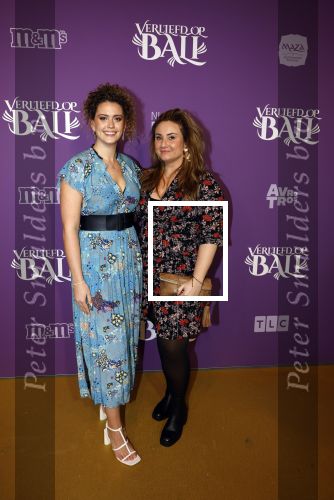 Den Bosch 27 januari 2024
Premiere verliefd op ibiza in de Brabant Hallen. Emma Deckers kwam met een goede vriendin