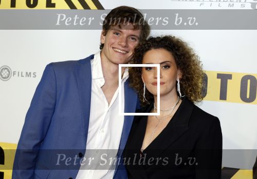 Amsterdam 29 januari 2024
Premiere Scotoe in Tuschinski met oa in de cast Sinan Eroglu Mohammed Chara Rose Bertram Said Boumazoughe Melisa Asli Pamuk Ferdi Stofmeel Daphne Deckers Emma Deckers en Oscar Aerts. Emma Deckers en Alec Deckers
