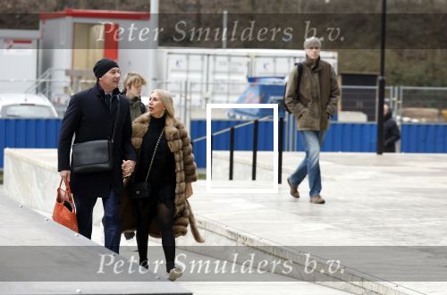 Amsterdam 28 februari 2024
Eugene v Dun en zijn partner komen aan bij de rechtbank van Amsterdam . Henk de Vries (partner Connie Witteman ) staat buiten bij de rechtbank.