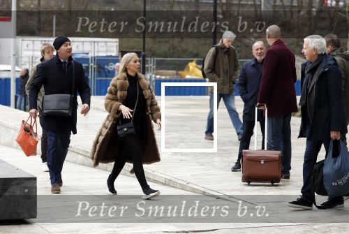 Amsterdam 28 februari 2024
Eugene v Dun en zijn partner komen aan bij de rechtbank van Amsterdam . Henk de Vries (partner Connie Witteman ) staat buiten bij de rechtbank.