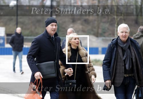 Amsterdam 28 februari 2024
Eugene v Dun en zijn partner komen aan bij de rechtbank van Amsterdam . Henk de Vries (partner Connie Witteman ) staat buiten bij de rechtbank.