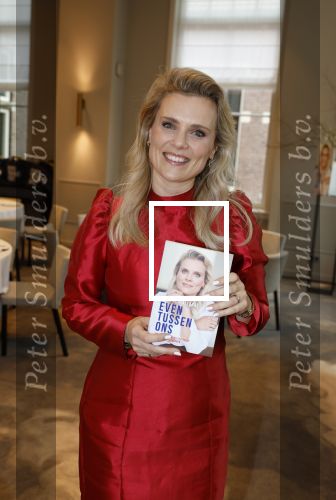 Amsterdam 8 februari 2024
Presentatie boek Eveline Stallaert  in het pillows hotel.