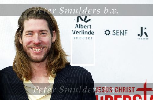 Amsterdam 21 januari 2024
Premiere Jesus Christ Superstar in het DeLaMar theater. Frank v d Lende met zijn moeder