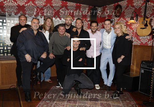 Amsterdam 6 februari 2024
Presentatie cast heel holland zingt Hazes met oa Jeroen v d Boom Samantha Steenwijk Frans bauer Wolter Kroes Kris Cross Amsterdam Douwe Bob Peter Beense en Tino Martin in het ziggo Dome .