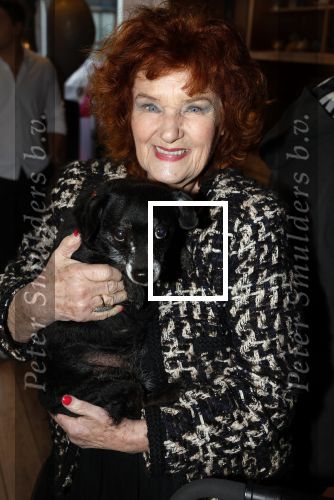 Breukelen 12 februari 2024
Ria Valk viert haar 65 jarig artiesten jubileum en krijgt een koninklijk onderscheiding van de burgemeester van de Ronde Venen. Imca Marina kwam met haar hondje