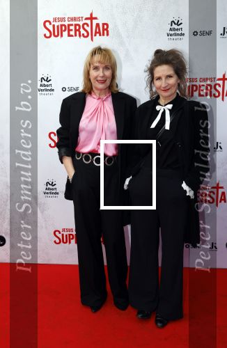 Amsterdam 21 januari 2024
Premiere Jesus Christ Superstar in het DeLaMar theater. Inge Ipenburg en Sylvia Holstijn