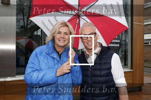 Hilversum 29 februari 2024
Presentatie Billboard van Rudolph v Veen die 40 jaar kok is . Irene Moors en Rudolph v Veen