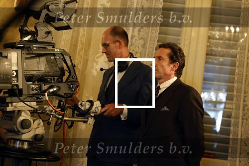 Soestdijk 13 september 2023
Opnames videoland serie Maxima op paleis Soestijk.
Martijn Lakemeier (Willem Alexander) Delfina Chaves (Maxima) Elsie de Brauw ( Beatrix)  Sebastian Koch en Jacob Derwig zijn aanwezig.