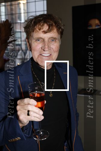 Breukelen 12 februari 2024
Ria Valk viert haar 65 jarig artiesten jubileum en krijgt een koninklijk onderscheiding van de burgemeester van de Ronde Venen. Jacques Herb met partner