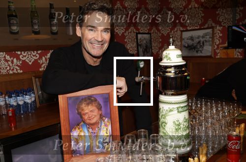 Amsterdam 6 februari 2024
Presentatie cast heel holland zingt Hazes met oa Jeroen v d Boom Samantha Steenwijk Frans bauer Wolter Kroes Kris Cross Amsterdam Douwe Bob Peter Beense en Tino Martin in het ziggo Dome .