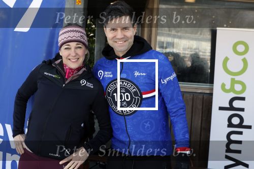 Amsterdam 27 februari 2024
Presentatie van de Hollandse 100 op de Jaap Eden Baan.
oa aanwezig Prins Bernhard Prinses Annette Simon Keizer Marianne Timmer Benjamin Aslan en Nino Wilkes.