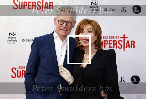 Amsterdam 21 januari 2024
Premiere Jesus Christ Superstar in het DeLaMar theater. Marijke Helwegen met haar man harrie