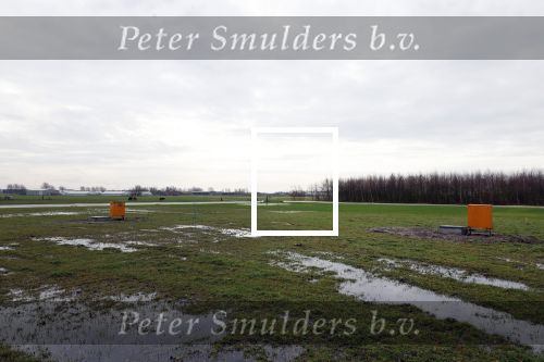 Noordwijkerhout 15 februari 2024
Op nde locatie gaan Maxime Meiland Martien Meiland en Erica Meiland twee huizen bouwen . De electriciteitsvoorxieningen staan er al en er zijn al meerdere bomen gekapt.