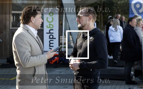 Amsterdam 27 februari 2024
Presentatie van de Hollandse 100 op de Jaap Eden Baan.
oa aanwezig Prins Bernhard Prinses Annette Simon Keizer Marianne Timmer Benjamin Aslan en Nino Wilkes. Matthijs Albers en Prins Bernhard