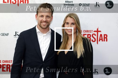 Amsterdam 21 januari 2024
Premiere Jesus Christ Superstar in het DeLaMar theater. Michel Mulder met partner