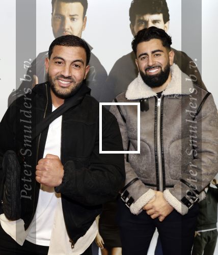 Amsterdam 29 januari 2024
Premiere Scotoe in Tuschinski met oa in de cast Sinan Eroglu Mohammed Chara Rose Bertram Said Boumazoughe Melisa Asli Pamuk Ferdi Stofmeel Daphne Deckers Emma Deckers en Oscar Aerts. Mobicepp Bravo en Najib Amhali
