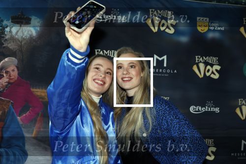 Amsterdam 3 februari 2024
Premiere Familie Vos in Pathe Arena. 
Mylene Waalewijn en Rosanne Waalewijn