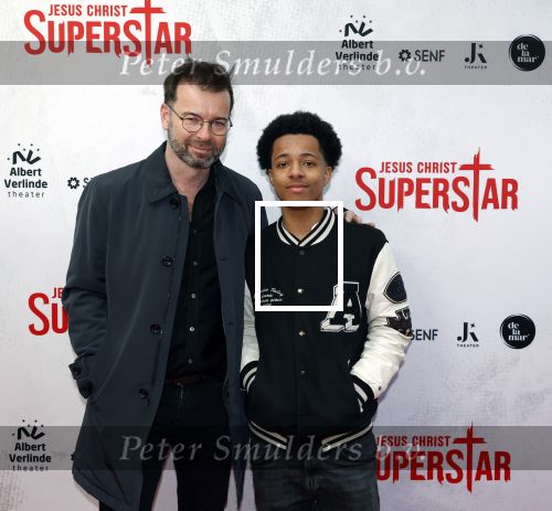 Amsterdam 21 januari 2024
Premiere Jesus Christ Superstar in het DeLaMar theater. Peter v d Vorst met zoon