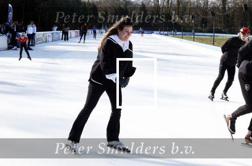 Amsterdam 27 februari 2024
Presentatie van de Hollandse 100 op de Jaap Eden Baan.
oa aanwezig Prins Bernhard Prinses Annette Simon Keizer Marianne Timmer Benjamin Aslan en Nino Wilkes.