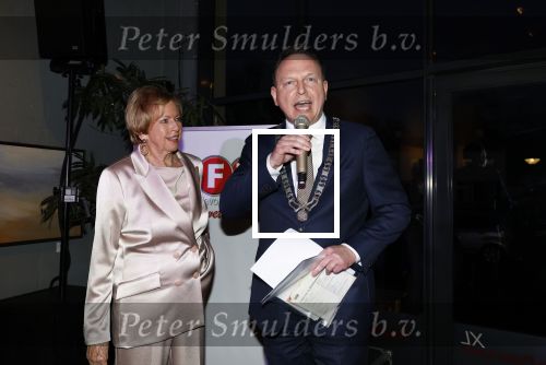 Breukelen 12 februari 2024
Ria Valk viert haar 65 jarig artiesten jubileum en krijgt een koninklijk onderscheiding van de burgemeester van de Ronde Venen.