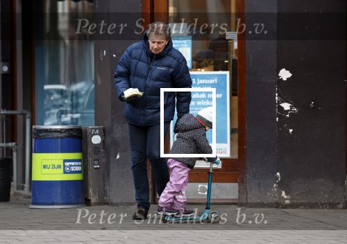 Amsterdam 20 januari 2024
Robert ten Brink op de fiets bij de Albert Heijn