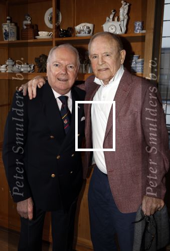 Breukelen 12 februari 2024
Ria Valk viert haar 65 jarig artiesten jubileum en krijgt een koninklijk onderscheiding van de burgemeester van de Ronde Venen. Ronnie Tober en Jan Jochems