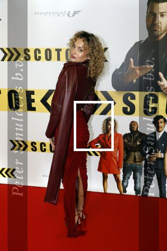 Amsterdam 29 januari 2024
Premiere Scotoe in Tuschinski met oa in de cast Sinan Eroglu Mohammed Chara Rose Bertram Said Boumazoughe Melisa Asli Pamuk Ferdi Stofmeel Daphne Deckers Emma Deckers en Oscar Aerts.