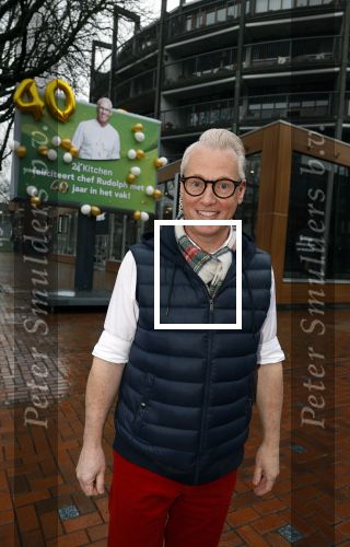 Hilversum 29 februari 2024
Presentatie Billboard van Rudolph v Veen die 40 jaar kok is .