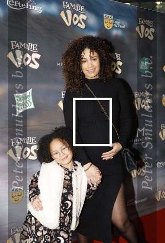 Amsterdam 3 februari 2024
Premiere Familie Vos in Pathe Arena. Sharon Doorson zwanger kwam met dochter en een vriendinnetje