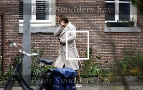 Amsterdam 4 december 2023
Thijs Romer in de straat bij Noor de Groot.