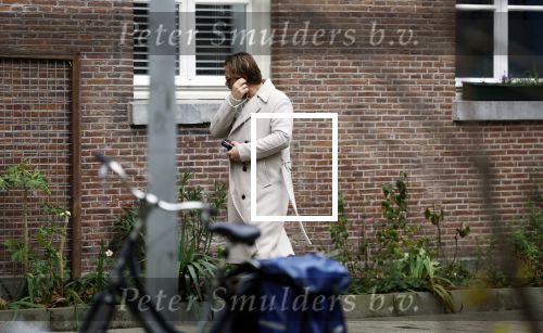 Amsterdam 4 december 2023
Thijs Romer in de straat bij Noor de Groot.