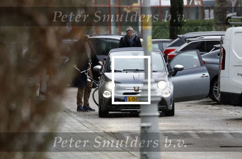 Amsterdam Uitdam en Zuiderwoude 26 en 27 januari 2024
Thijs Romer rijdt over een fiets heen in de straat waar Noor de Groot woont. Daarna hij naar zijn ex Katja Schuurman en later stond zijn auto in de buurt van zijn huis in Zuiderwoude.