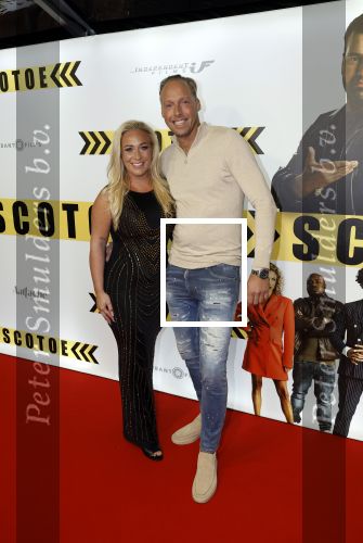Amsterdam 29 januari 2024
Premiere Scotoe in Tuschinski met oa in de cast Sinan Eroglu Mohammed Chara Rose Bertram Said Boumazoughe Melisa Asli Pamuk Ferdi Stofmeel Daphne Deckers Emma Deckers en Oscar Aerts. Valerie Gumster met partner