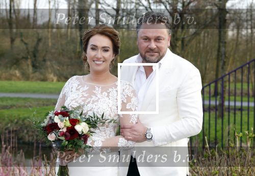 Maarssen 24 februari 2024
Wesly Bronkhorst en Raquel trouwen . Ze kwam met boot aanvaren , Dirk Zeelenberg heeft ze getrouwd.