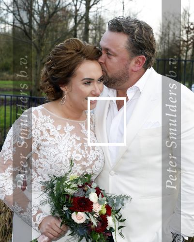 Maarssen 24 februari 2024
Wesly Bronkhorst en Raquel trouwen . Ze kwam met boot aanvaren , Dirk Zeelenberg heeft ze getrouwd.